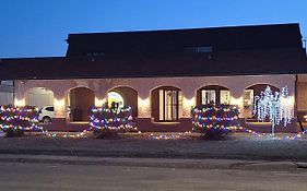 Colonial Inn